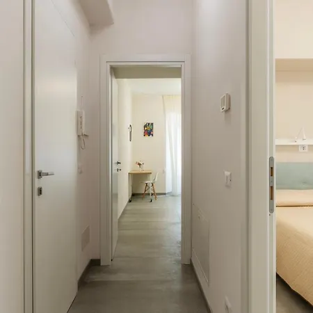 Eleonora Apartment