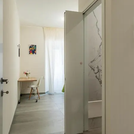 Eleonora Apartment